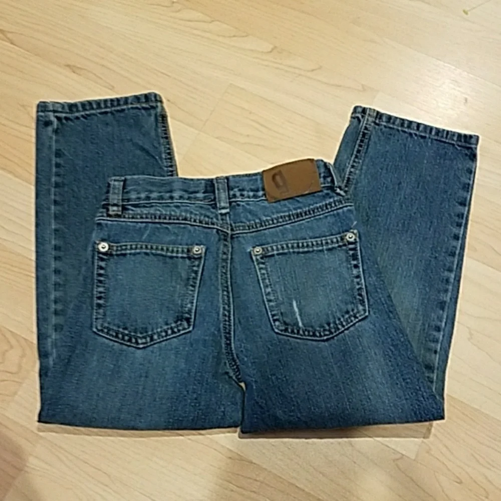GYMBOREE DISTRESSED CLASSIC  JEANS  SIZE 6